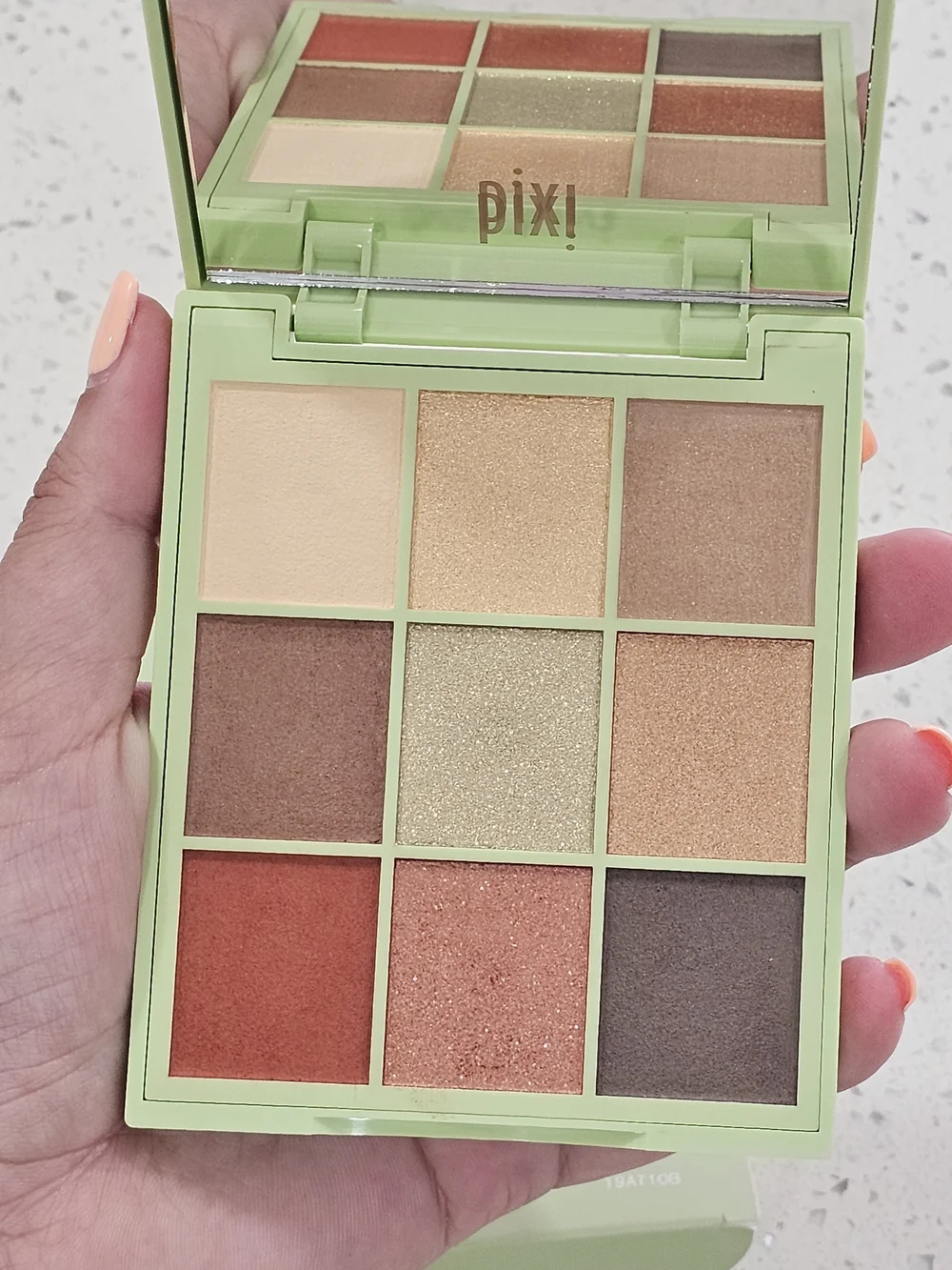 Pixi by Petra Warm Toned Eyeshadow Palette – Peach, Coral & Gold Shades